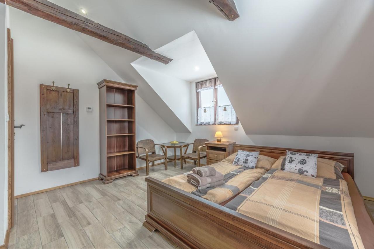 Hotel U Ozveny Dolni Adrspach Esterno foto